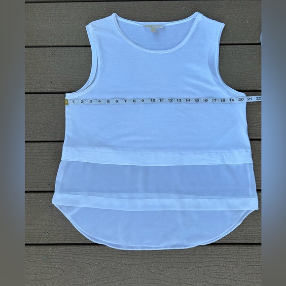 73. Michael Kors Women’s White Tiered Sleeveless Chiffon Hem Tank Top. Size XL - Picture 13 of 13